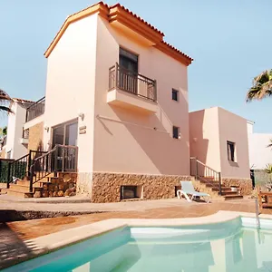 Hostal International Surf Camp Only Surf, Corralejo